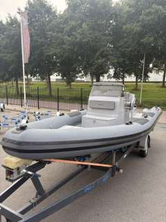 Hydrosport Performance RIBs 646 VFI  MET MOTOR Bateau semi-rigide