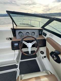 Sea Ray Sun Sport 230