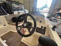 Quicksilver 475 AXESS Quicksilver 475 AXESS