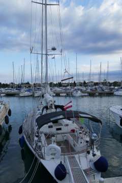 Beneteau First 51