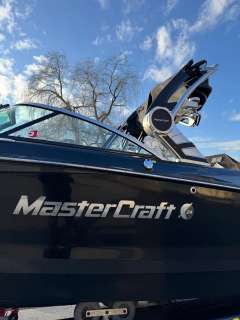 MasterCraft X24 - 2019 Wakeboard/Wakesurf
