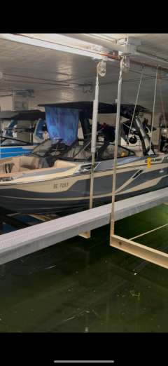 Centurion Boats - Sugiez Hangar à bateaux