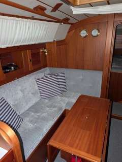 Hallberg-Rassy HR34