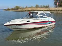 Rinker 232 Captiva Cuddy Sports boat