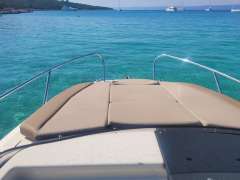 Quicksilver Activ 555 Cabin