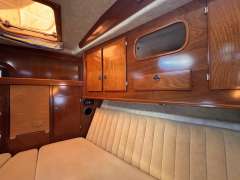 Amel Super Maramu 2000