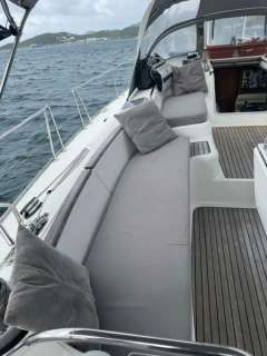 Jeanneau Yachts 54