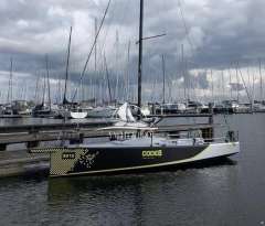 Code 8 Regatna jedrilica