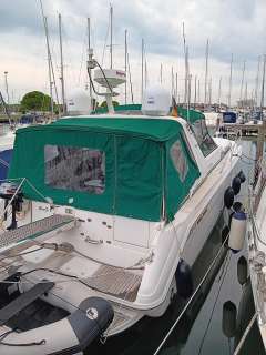 Sea Ray 370
