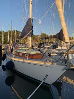 Hallberg-Rassy Mistral 33
