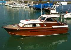 Kulhay Motorboot Bateau à moteur classique