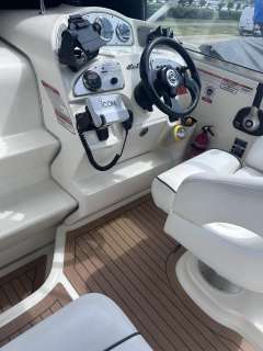 Sea Ray 255 Sundancer