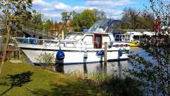 Gruno 1000 Deluxe Flybridge