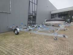 1800 kg enkelas Single-axle