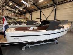 Antaris Fifty5 Elektro Tuckerboot