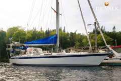 Wauquiez Centurion 49 Center Cockpit