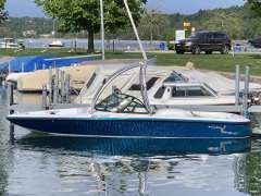 Moomba Mobius Sci nautico