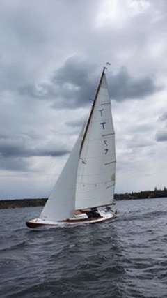 von Hacht-Werft Pia von Brandenburg