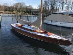 von Hacht-Werft Pia von Brandenburg