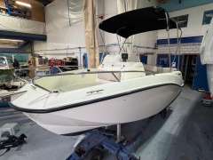 Quicksilver Activ 505 Center Console