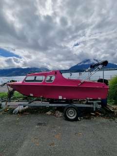 Chrisidon Microplus 501 Kajütboot