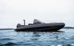 IRON 647 Konsolenboot