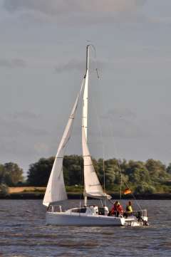 Beneteau First 24