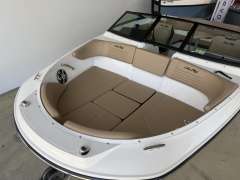 Sea Ray SPX 210