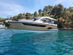 Sealine C390