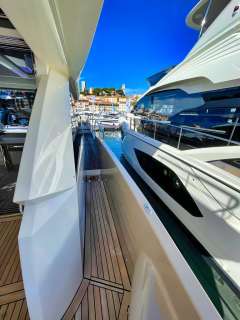 Absolute 62 Flybridge