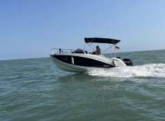 Quicksilver Aktiv Cabin 555