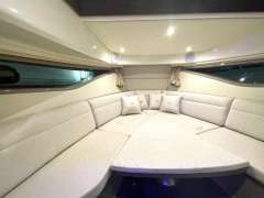 Sea Ray 320 Coupe Sundancer