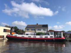 Woonboot 19.00 Geen Ligplaats Casa galleggiante