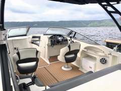 Stingray Bowrider 235 LR