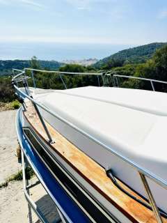 Regal 233 XL Ambassador – V8 MerCruiser