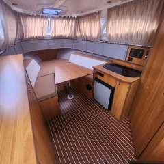 Aqua Royal 780 Cabin