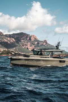 Brabus Shadow 1500 Cross Top Motoscafo