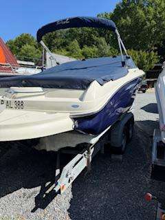 Sea Ray SSE 220