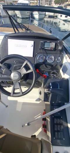 Quicksilver 805 ACTIV CRUISER