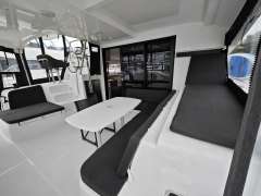 Lagoon 42 2023 - Cockpit