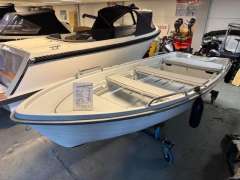 Terhi 440 Tuckerboot