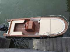 Boston Whaler Outrage 25