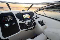 Sunseeker SuperHawk 48 MK II 2x 8.2 Mercury Racing