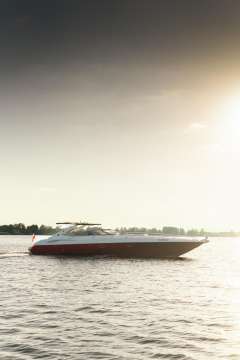 Sunseeker SuperHawk 48 MK II 2x 8.2 Mercury Racing