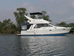 Bayliner 3388 Command Bridge