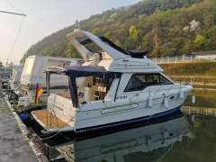 Bayliner 3388 Command Bridge