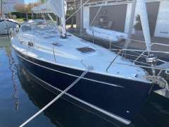 Bavaria  37 Cruiser 1