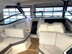 Sea Ray 320 Sundancer