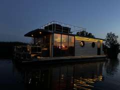 La Mare Schwimmendes City-Apartment in Bremen