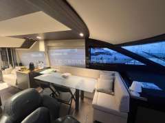 Ferretti 670 Fly